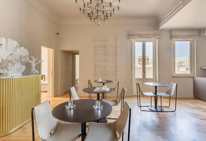 Apollo Guest house Syracuse